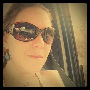 Meet your Posher, Brandy